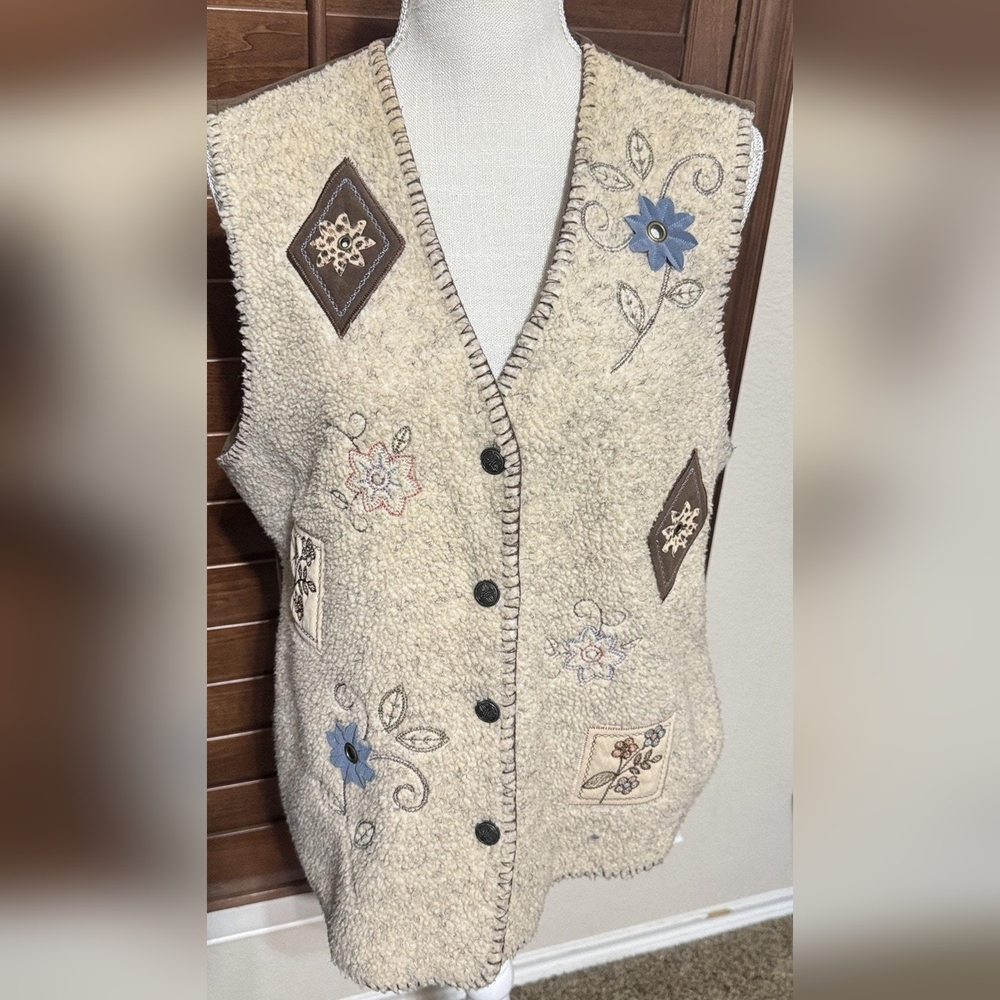 Vintage 90s Embroidered Button-Up Vest